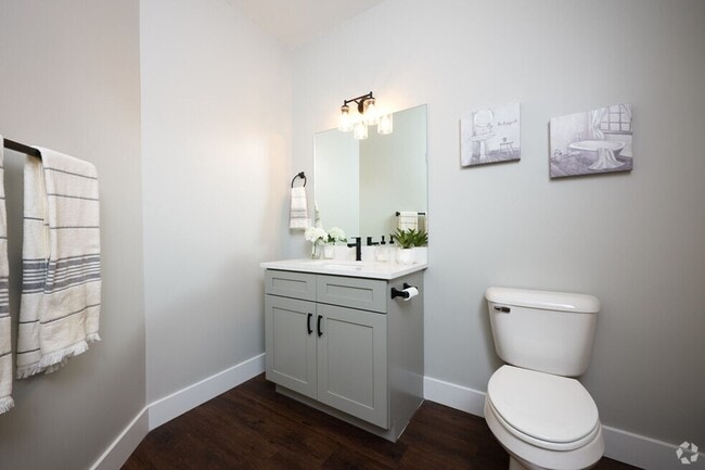 Photo - Doud Luxury Apartment Homes - 1, 2, and 3 Bedrooms