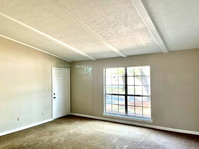 Photo - Conifer Ring #6 A&amp;B Unit 6A Conifer Ring