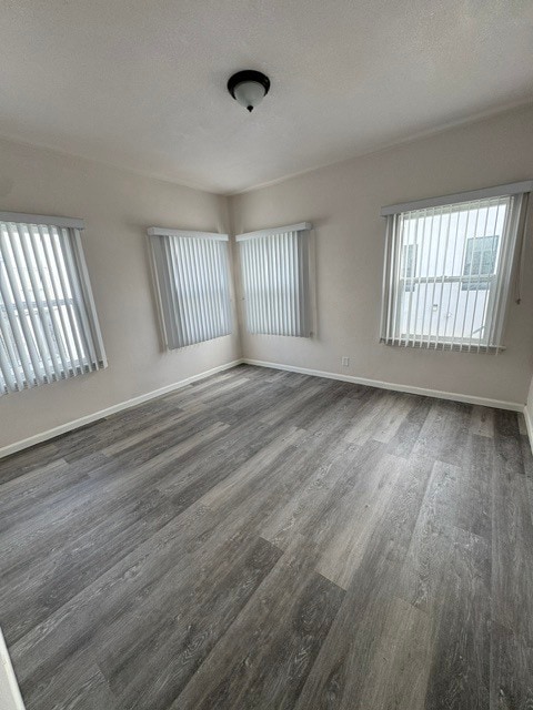 Photo - 4915 San Vicente Blvd Unidad upper one bd duplex