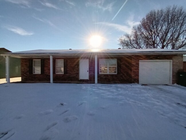 3 Bedroom 2 Bath Home for rent in Cahokia ... - 3 Bedroom 2 Bath Home for rent in Cahokia ...