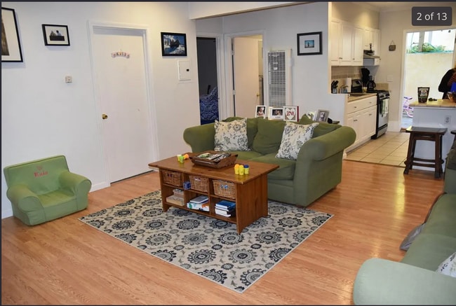 Photo - 2606 Harrison St