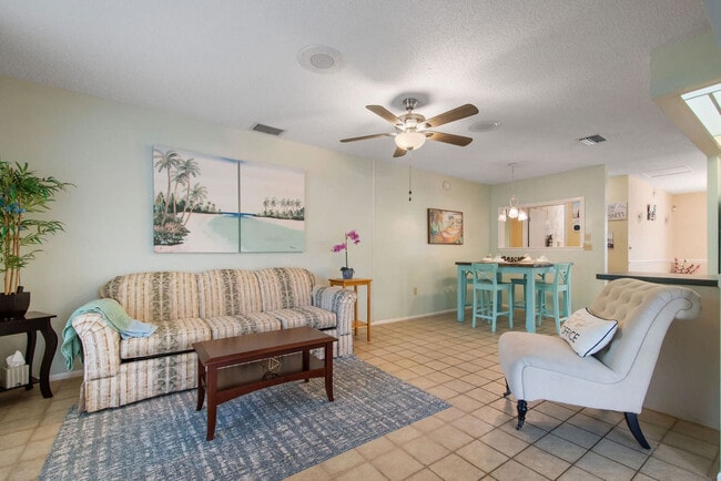 Building Photo - 1317 63rd St W Rental
