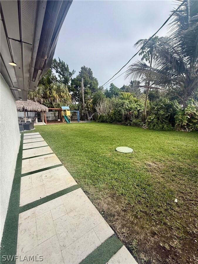 Photo - 733 Pine Cone Ln