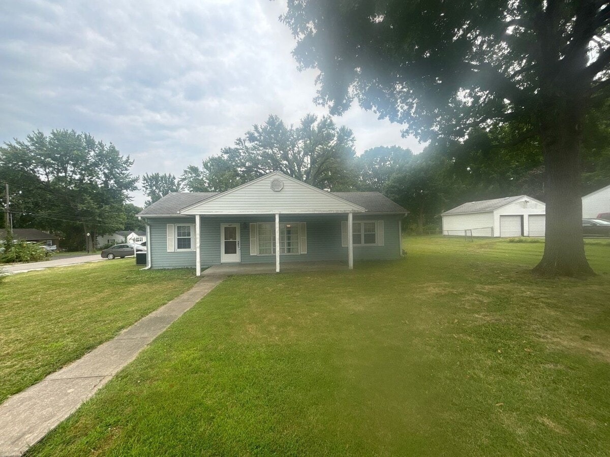 Photo - 607 NE 73rd Terrace