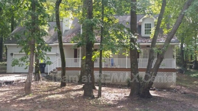 Building Photo - 631 Saddlewood Dr