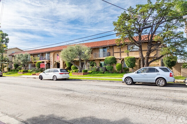 Parkside Villa Apartments