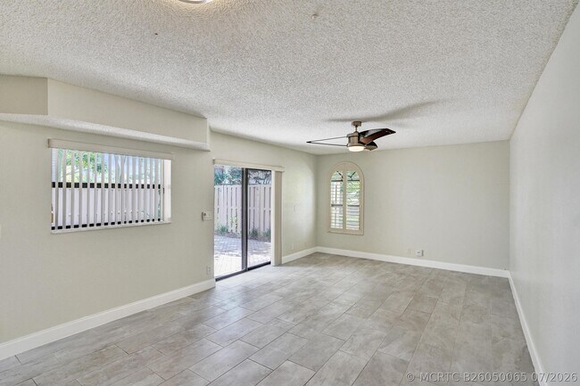 Photo - 4260 Village Dr