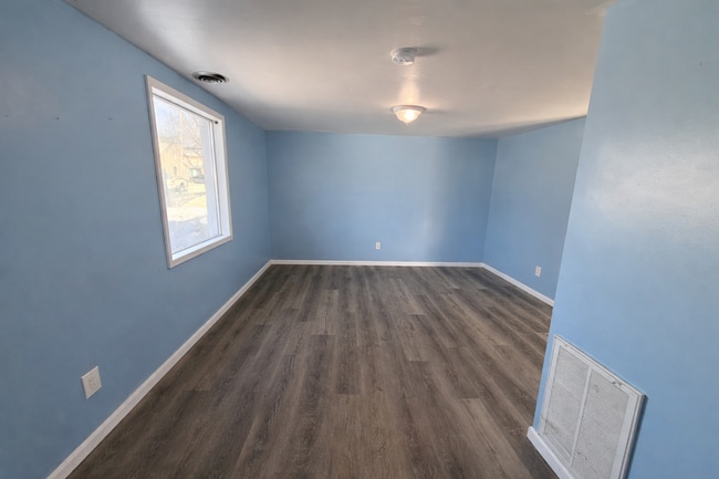 Photo - 145 Harris St Unit 145