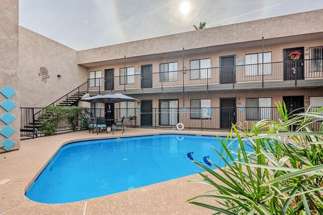 Harbor View Apartments