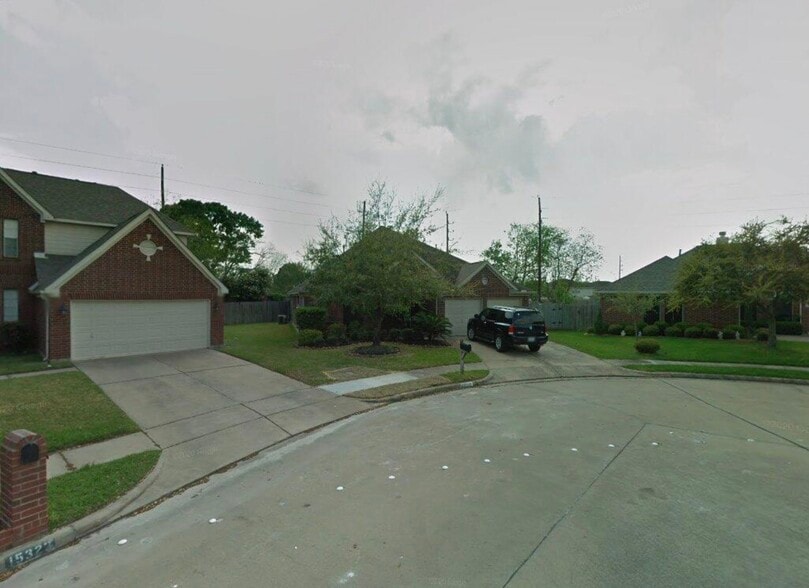 15327 Cobblestone Point Ct