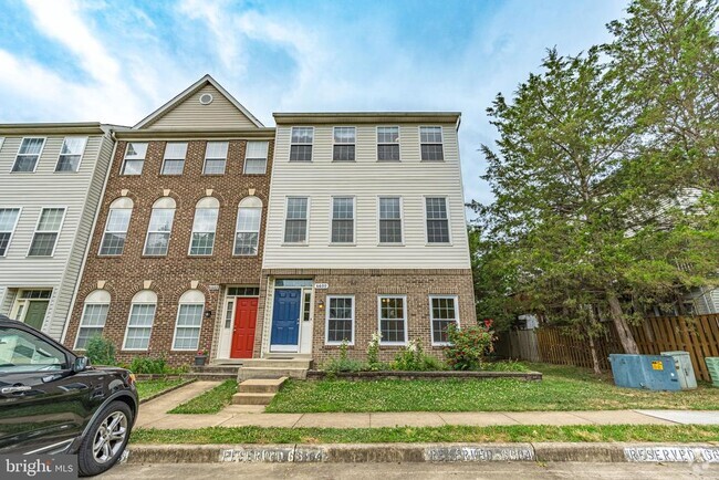 Building Photo - 6600 Charles Green Square Rental