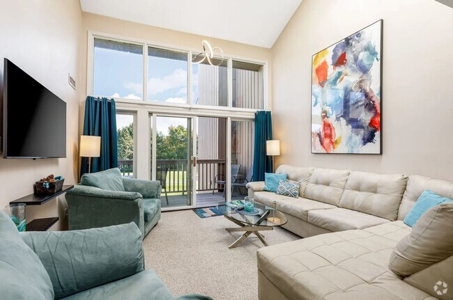 Building Photo - Luxe Living at the GT Resort Available in ... Rental