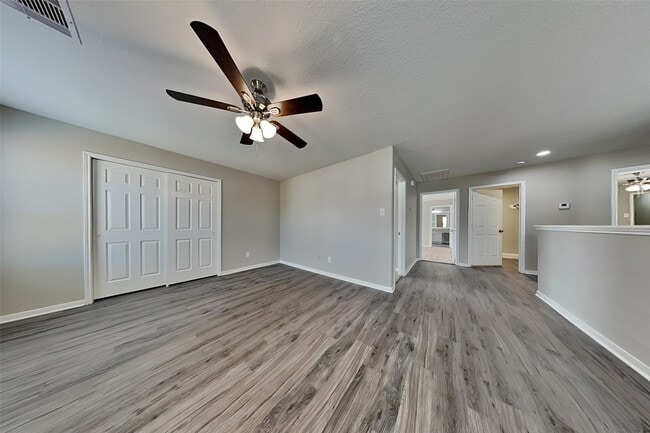 Photo - 16825 Greenhouse St