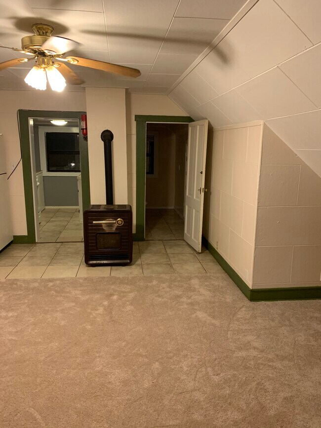 Photo - 802 N 8th Ave