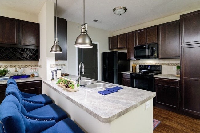 Photo - Taylor House