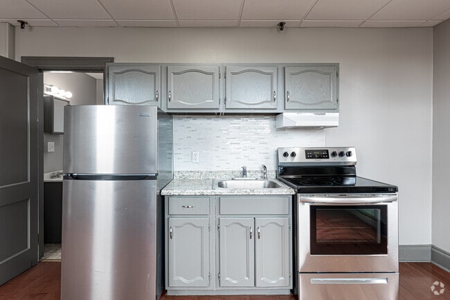 Studio - Kitchen
