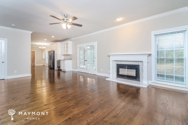 Photo - 100 Marsh Glen Point