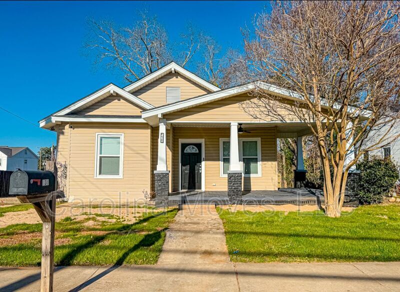 Photo - 538 Perry Ave