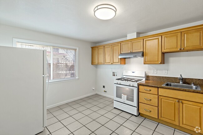 Building Photo - 10582 Topanga Dr Rental