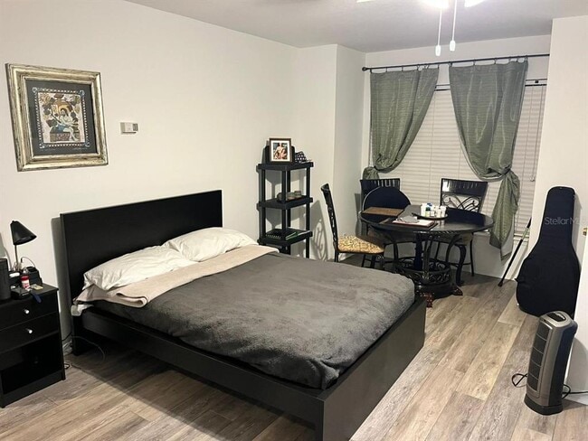 Photo - 418 Sycamore St Unit B2