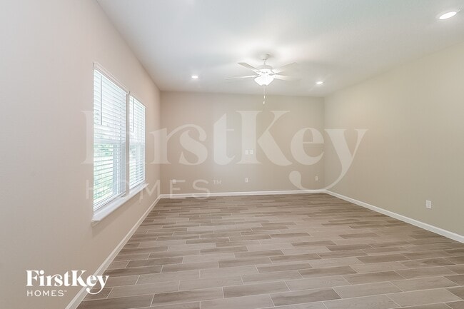 Photo - 10142 Roman Ln