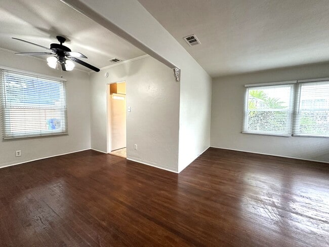 City Heights - Single Family Home with Cen... - City Heights - Single Family Home with Cen...