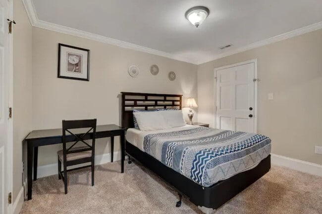 Photo - 2201 1/2 Summit Street-SI ID1388443P Unit SI ID1388443P