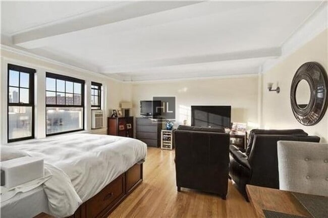 Photo - Christopher Street Unit 2N