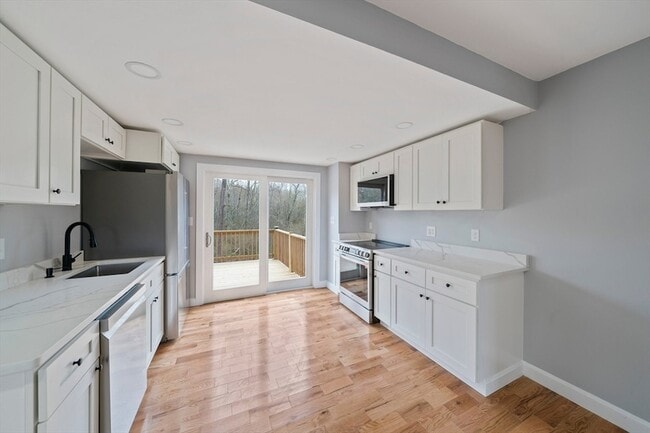 Photo - 13 Broadway Unit 1