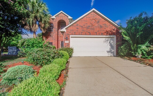 14034 Chelseahurst Ln