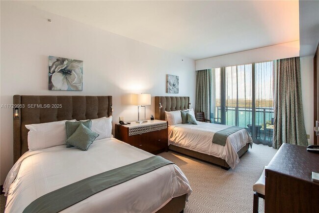 10295 Collins Ave Unit 1612