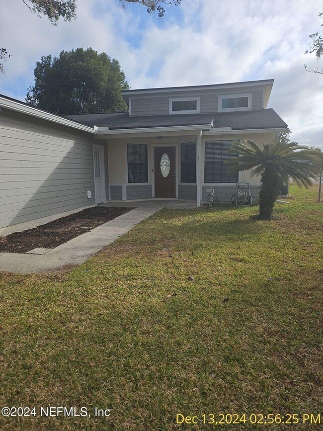 Cute and cozy home in Orange Park - Cute and cozy home in Orange Park