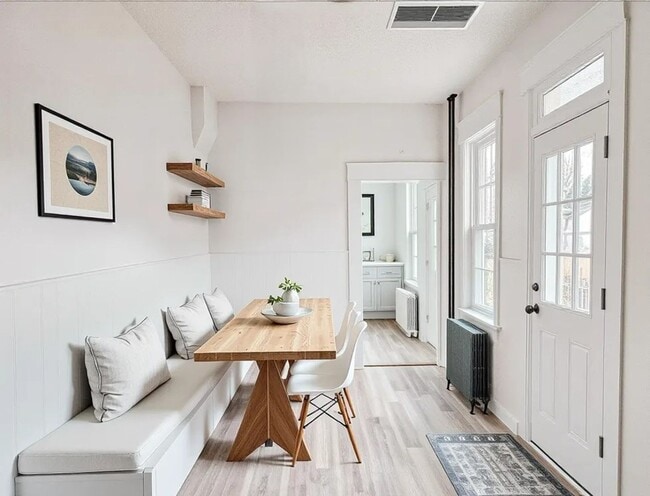 Photo - 4 Bedroom 1 Bathroom Rowhome in Lancaster!