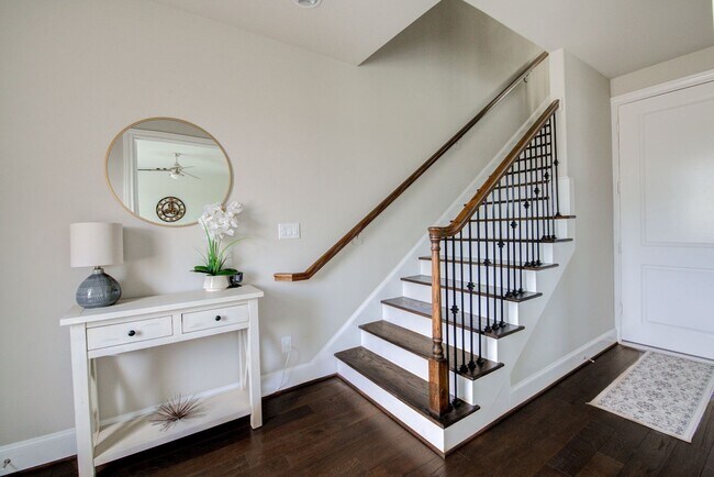 Photo - 9664 Knight Rd