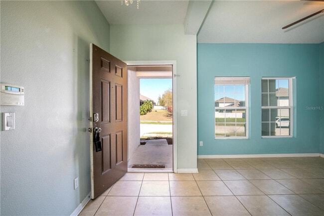 Photo - 2572 Limerick Cir