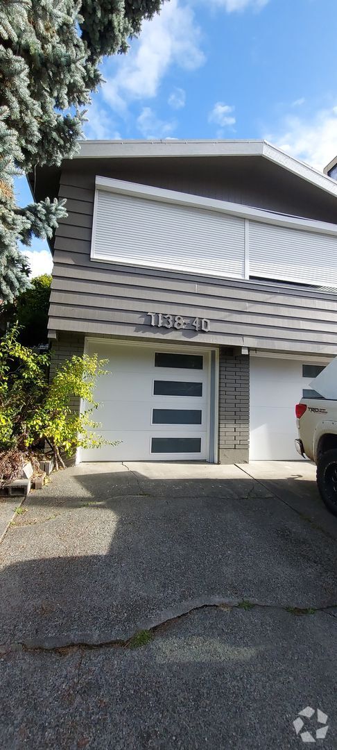 Building Photo - SOU7138-7140 Unit 7140 Rental