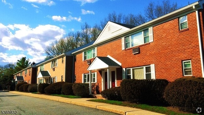 Building Photo - 2467 NJ-10 Unit 2A Rental