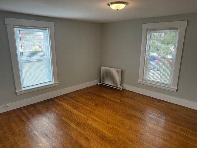 Photo - 67 North Beacon St Unidad R