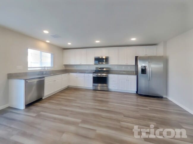 Photo - 8941 Elk Ravine Dr