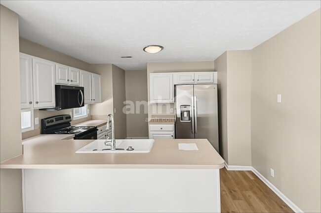 Photo - 2120 Loudenslager Dr