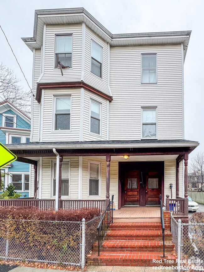 Building Photo - 86 Chestnut St Unit 2 Rental