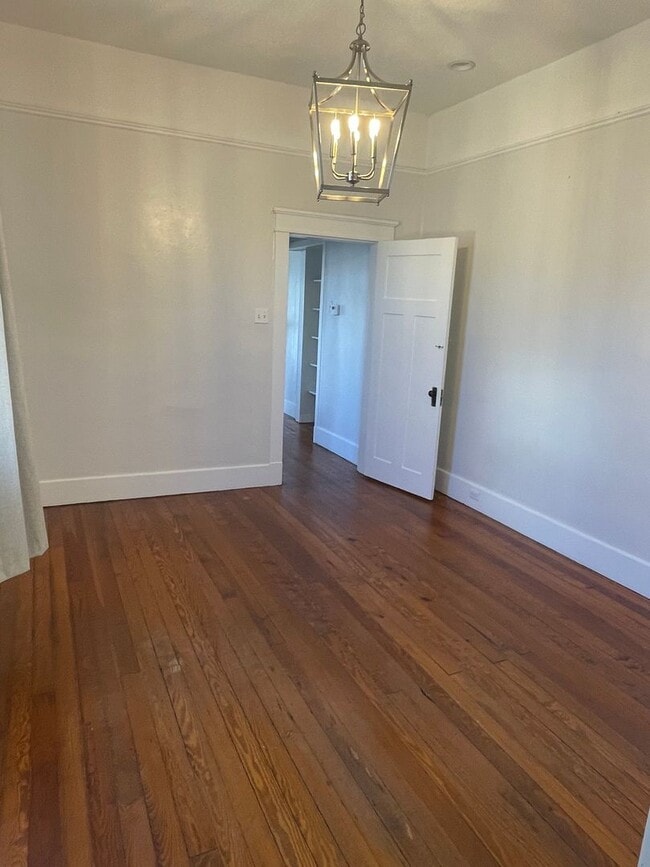 Photo - 3115-3115 Constance St Unit 3113