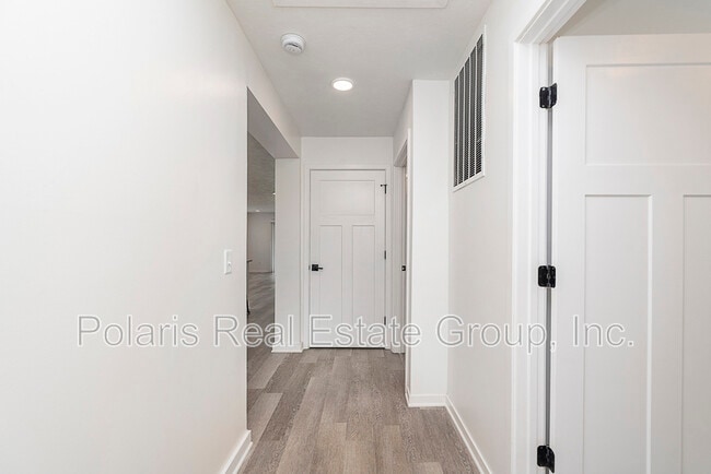 Photo - 4129 Cornelius Ave