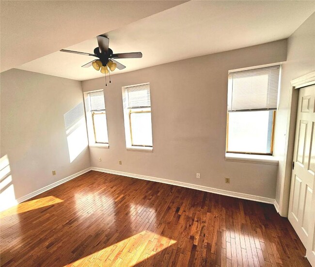 Photo - 4652 Nebraska Ave