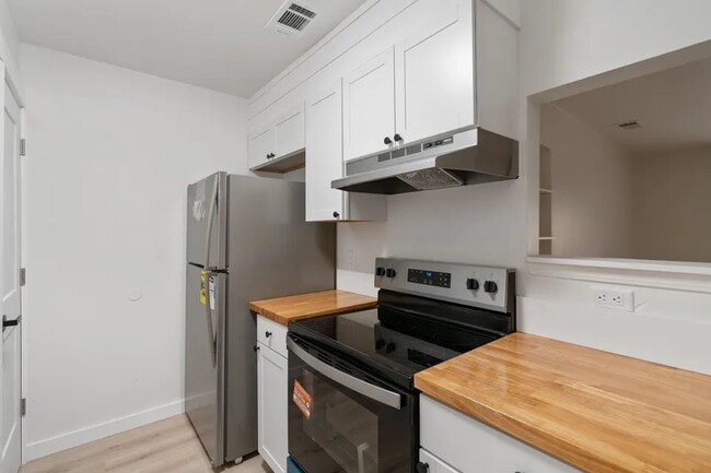 230 N Crow Rd Unit A