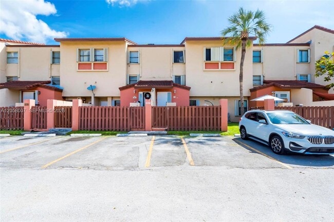 Building Photo - 9937 NW 9th St Cir