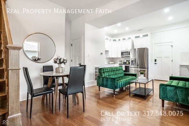 Photo - 2437 E 11th St