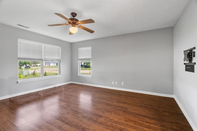 Photo - Spacious 4-Bedroom Home with Large Fenced Yard in Quiet West Lafayette Neighborhood
