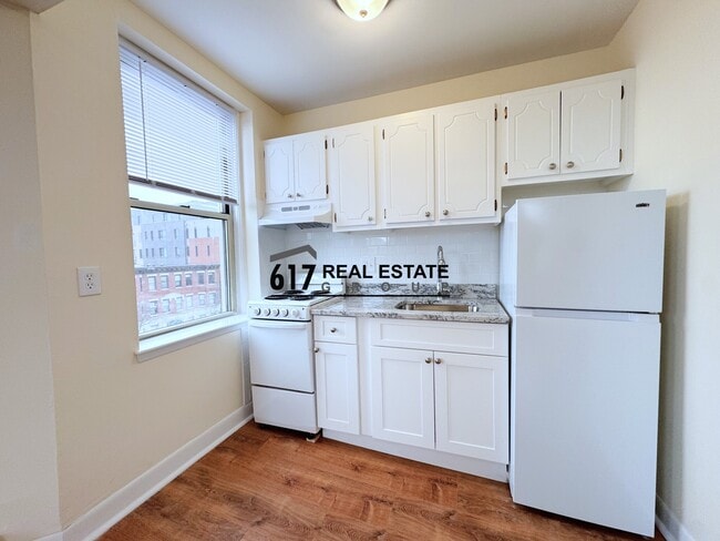 Photo - 64 Brighton Ave Unit 404