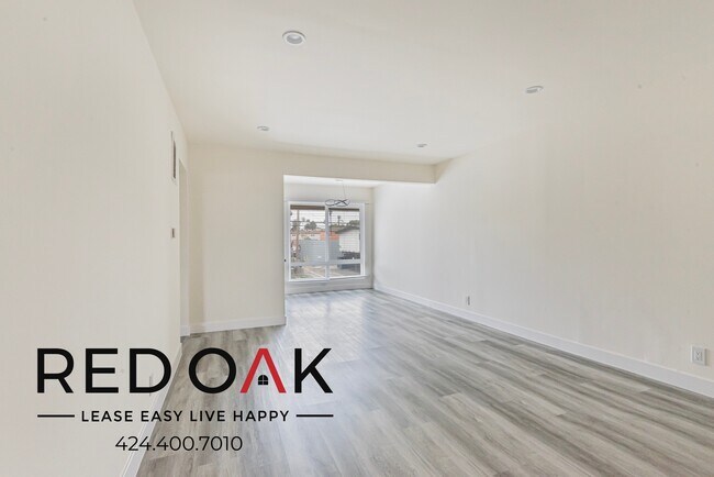 Photo - 530 E Arbor Vitae St Unit 6